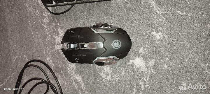 Игровая клавиатура и мышь