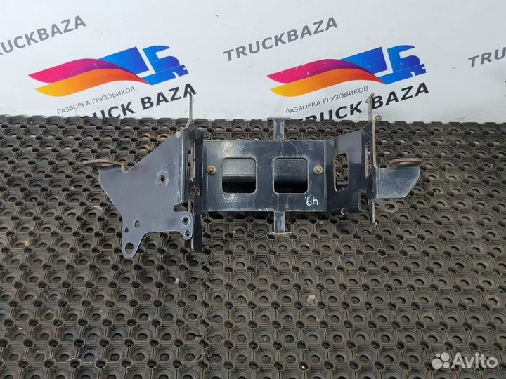 81517155171 Кронштейн осушителя