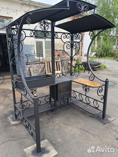 Кованые мангалы с крышей