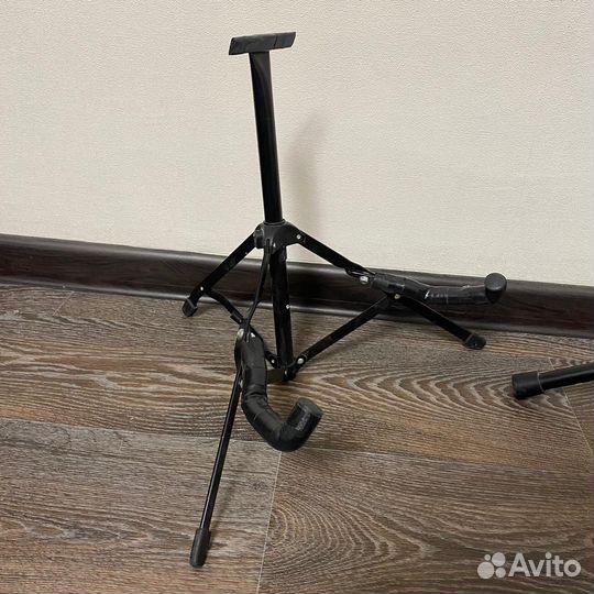 Стойка для гитары Подставка