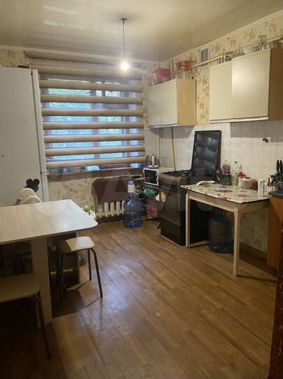 2-к. квартира, 51 м², 1/12 эт.