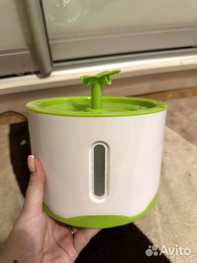 Фонтан поилка для кошек/ фонтанчик