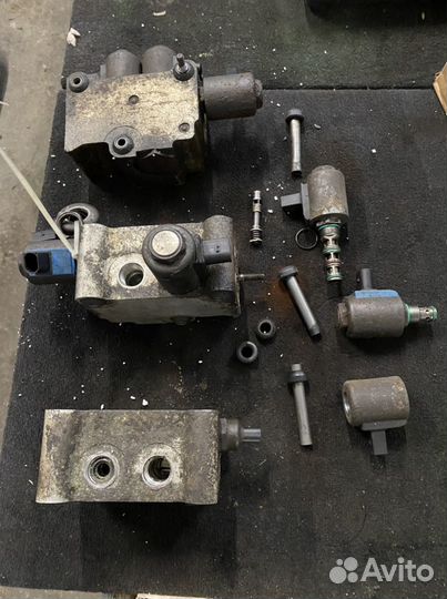 Блок клапанов стабилизации Land Rover RVH500110