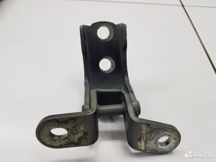 Петля двери передняя левая верхняя (Changan CS35)