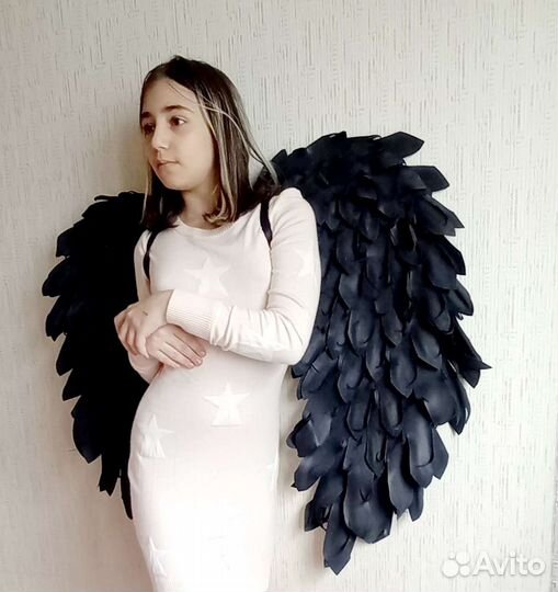 Крылья ангела черные вниз