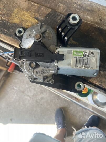 Моторчик стеклоочистителя opel zafira