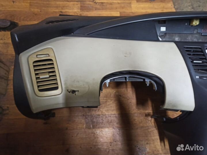 Торпедо Nissan Primera P12E