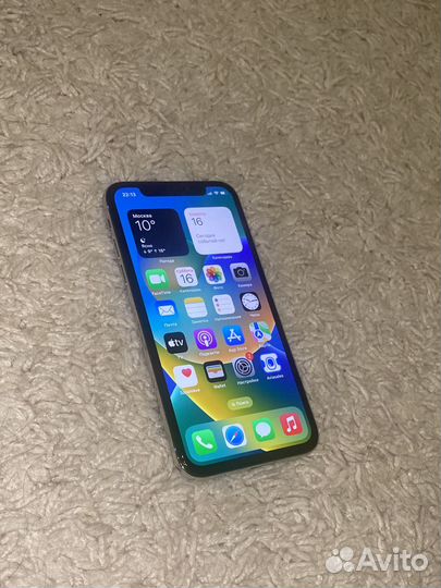 iPhone X