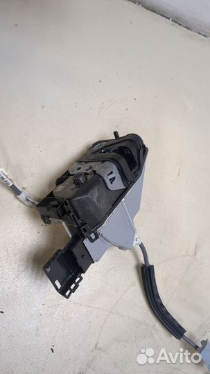 Замок двери левый задний Peugeot 208, 2022