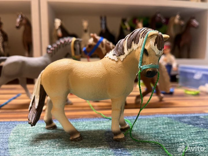 Недоуздки для лошадей schleich и collecta на заказ