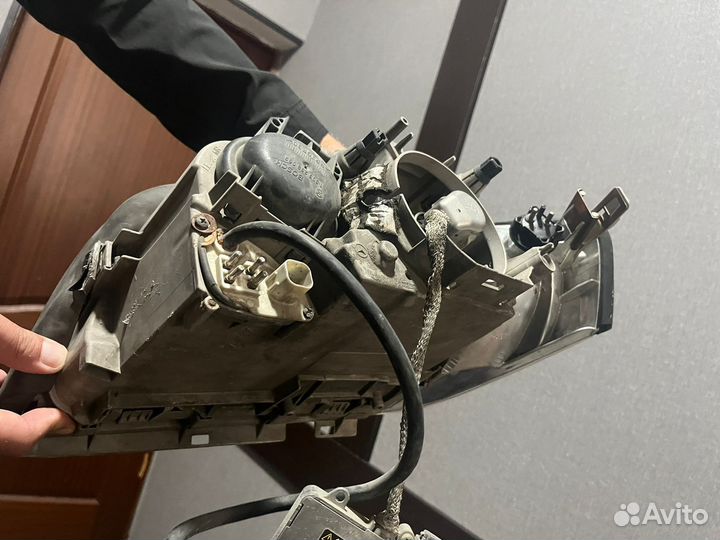 Фара на Mercedes-Benz SL - 500