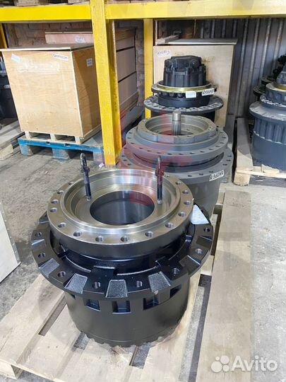 Редуктор хода EC360NLC SA7117-45060