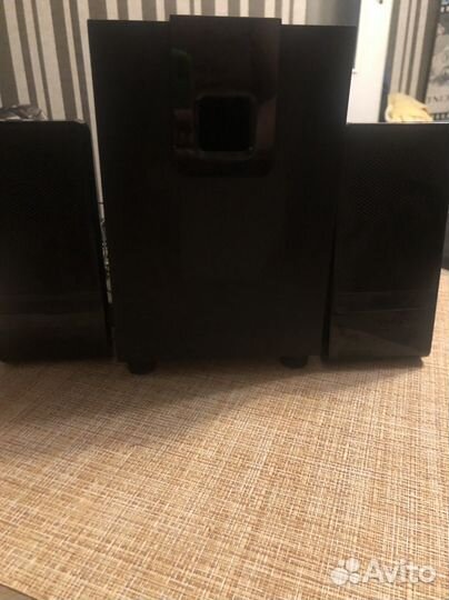 Колонки и самбуферы microlab