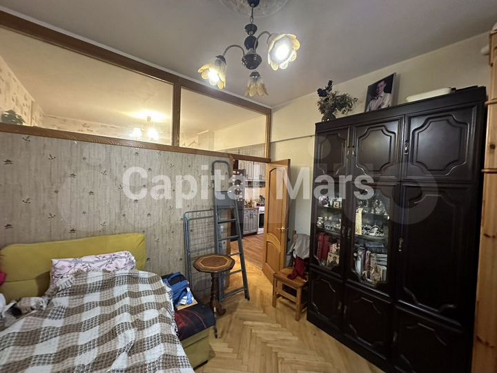 2-к. квартира, 56 м², 8/8 эт.