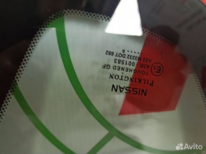 Стекло заднее правое Nissan Note E11E HR16DE 2006