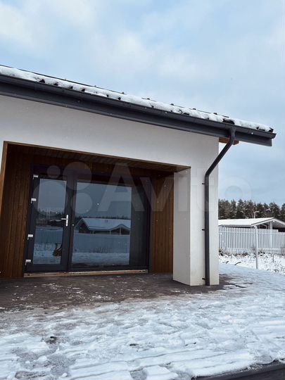 Дом 246 м² на участке 8,9 сот.