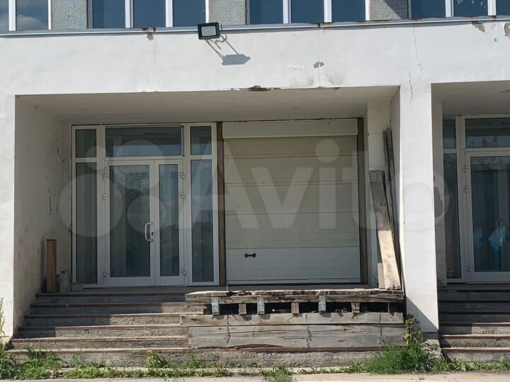 Здание, 5785 м²