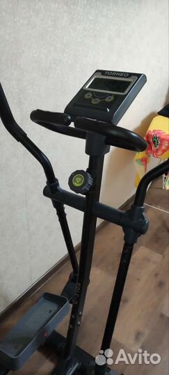 Эллиптический тренажер torneo