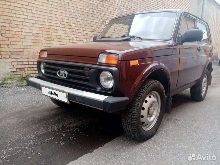 LADA 4x4 (Нива) 1.7 МТ, 2011, 108 000 км