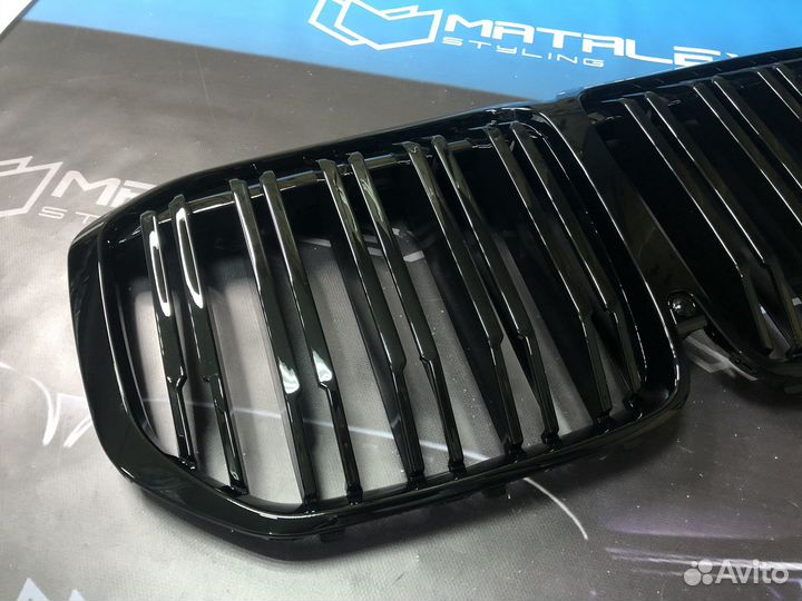 Решетка радиатора BMW X7 G07 M глянец