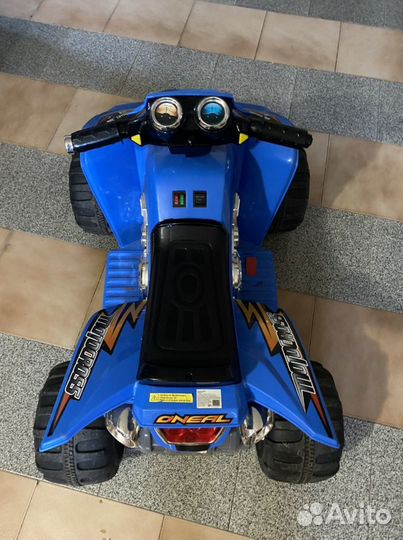 Детский квадроцикл на аккумуляторе