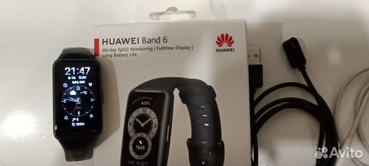 Умный браслет Huawei Band 6