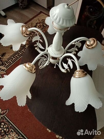 Люстра потолочная бу