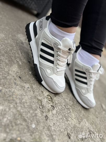 Кроссовки adidas zx 750