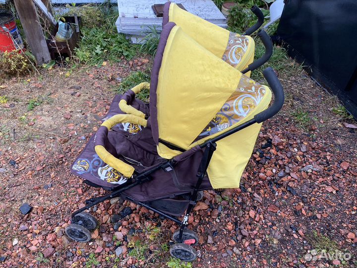 Коляска для двойни