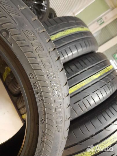 Bridgestone Potenza S001 225/50 R18 95W