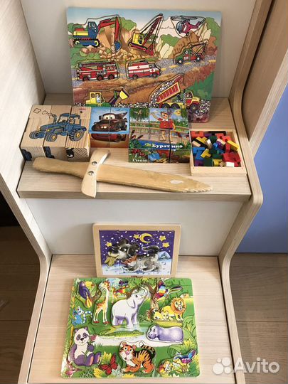 Детские развиваюшие игрушки, конструкторы