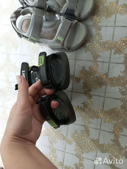 Кожаные сандалии 32 р. 2 пары