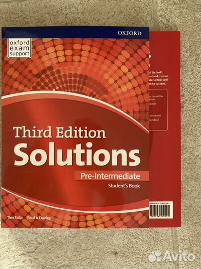 Solutions pre-intermediate (3 edition)