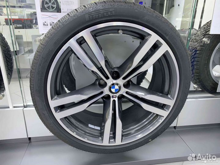 Зимние колеса BMW 7G11 6GT G32 R20 стиль 648M