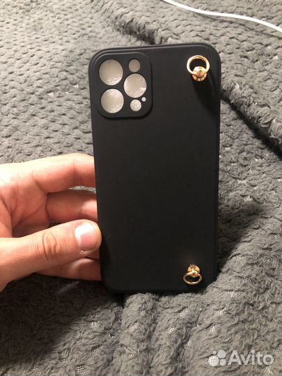 Чехол на iPhone 13