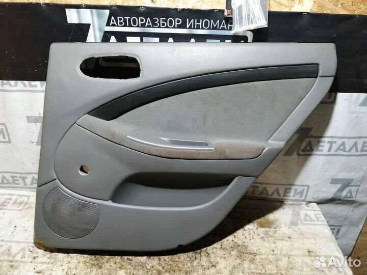 Обшивка двери Chevrolet Lacetti J200