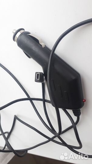 Автомобильная зарядка (mini USB)
