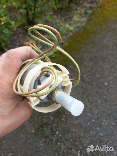 Топливный насос Audi 100