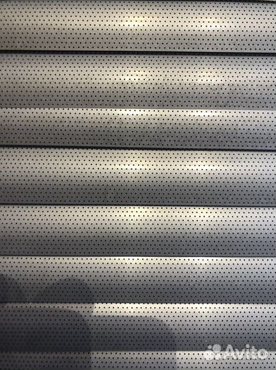 Продам перфорирование металлические жалюзи 2 шт