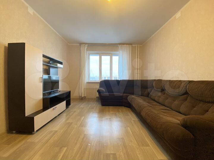 2-к. квартира, 60 м², 10/19 эт.