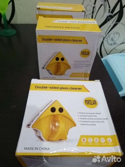 Двухсторонняя щетка для мытья окон