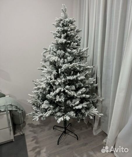 Елка искусственная снежная заснеженная