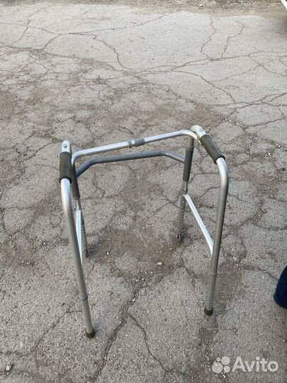 Ходунки для взрослых