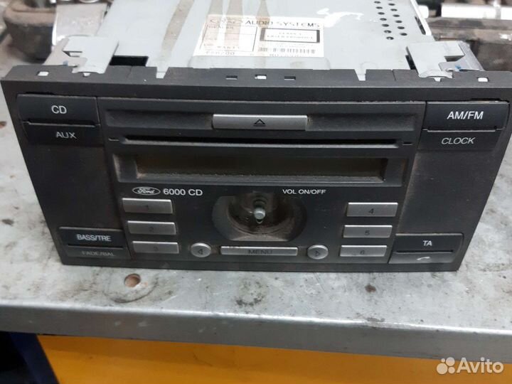 Штатная магнитола Ford focus 2