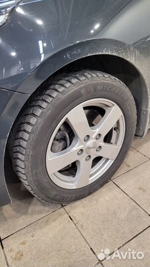 Michelin X-Ice North 4, 255/55 R16/ Диск Dezent TD