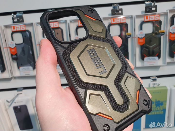 Кейс UAG Monarch Pro MagSafe Green iPhone 15 Pro