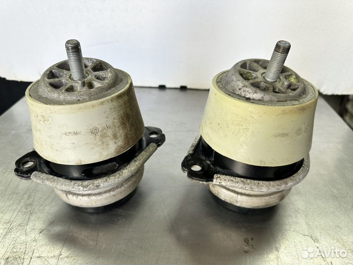 Подушка двигателя ауди Q7