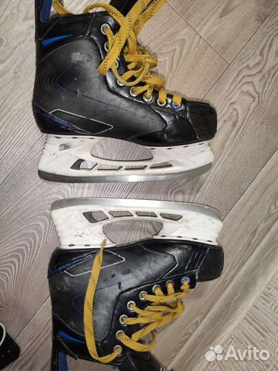 Хоккейные коньки