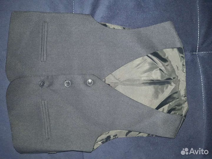 Детская жилетка на мальчика