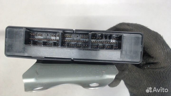 Блок управления двигателем Mitsubishi Carisma, 199